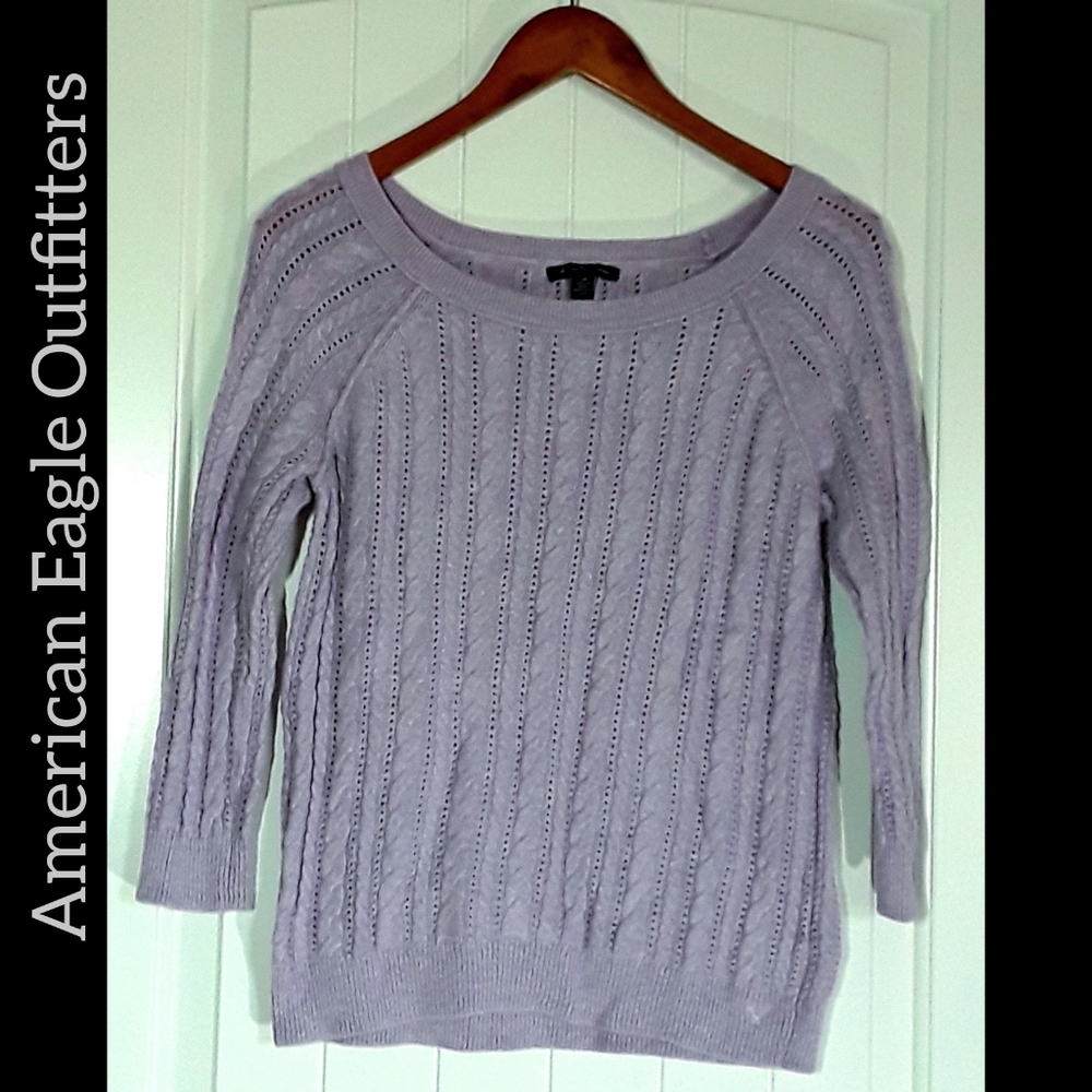 American Eagles Outfitters Sweater